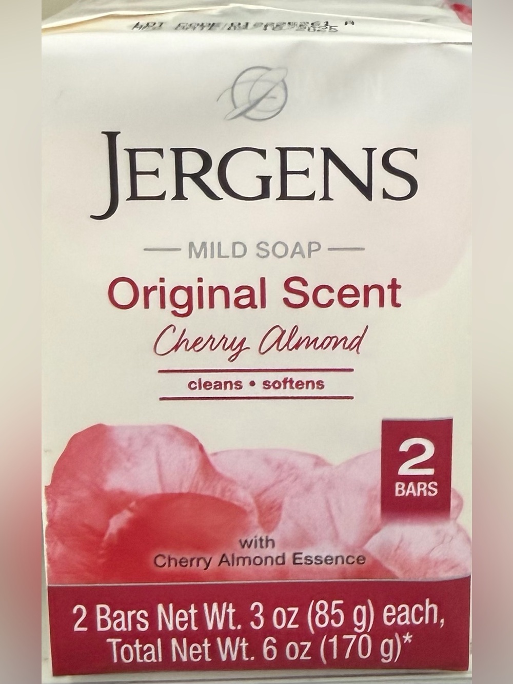 🍒 Jergen’s Cherry Almond Bar soap